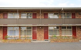 Peninsula Motor Inn